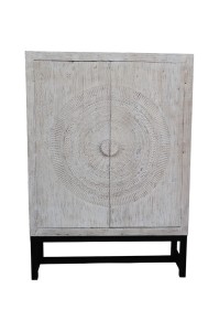 Indyjska drewniana szafa 223