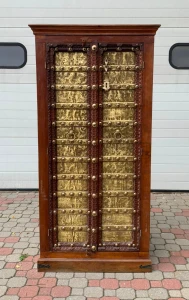Indyjska drewniana szafa 232