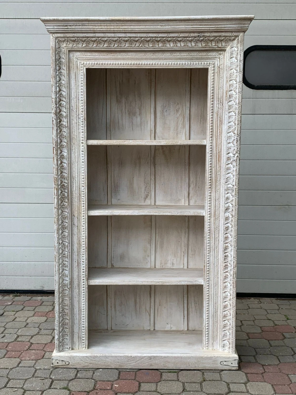 Indyjska drewniana biblioteczka 304 – zdjęcie 1