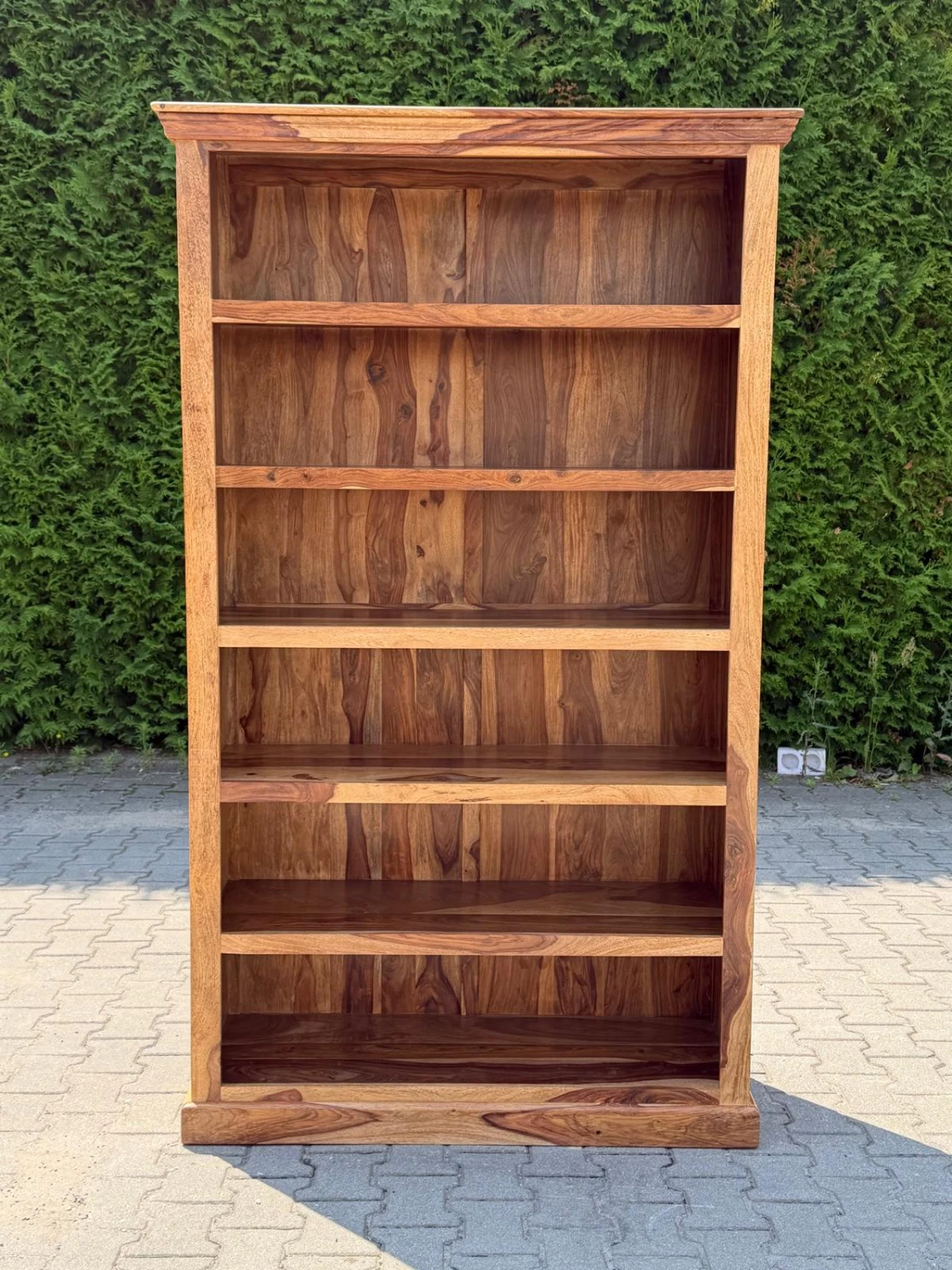 Klasyczna biblioteczka kolonialna 218 – zdjęcie 1
