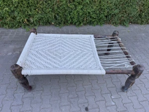 Indyjskie łóżko 72