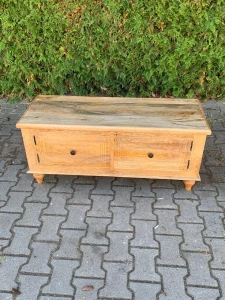 Indyjska drewniana skrzynia 312